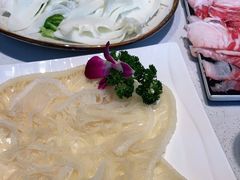 -墨居上隐·院子里火锅(峨眉店)