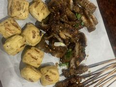 -云南建水鸡脚王烧烤(商贸路店)