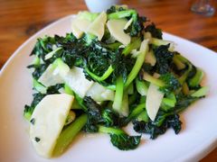 -侬佳蒸菜馆(听潮店)
