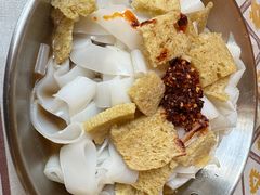 -满格嗦新疆椒麻鸡火锅.炒米粉(川大江安校区店)