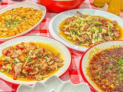 -洪霞餐馆·川菜·鲜货现炒(两江春城店)
