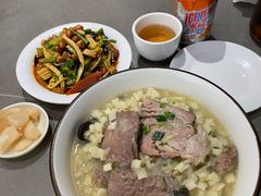 -陈熹公民族美食文化餐厅(中华广场店)