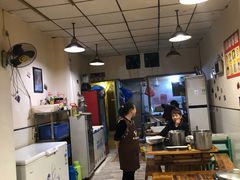 -利姐牧牛匠老火锅(兰花店)