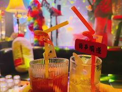 -喜鹊音乐酒馆(西街店)