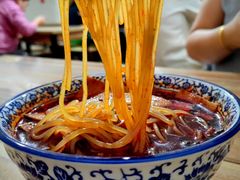 麻辣米线-老字号杨坡红油米线腊汁肉夹馍(东四道巷店)