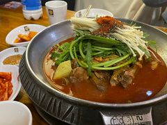 -喇喇排骨火锅·传统韩式脊骨汤(望京西园总店)