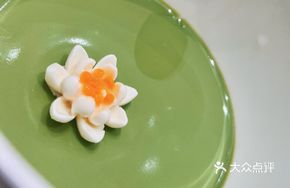 Lotus Flower Vanilla Almond Tofu