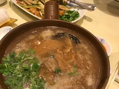 -顶上鱼翅燕窝专卖店