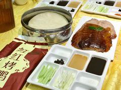 宫廷烤鸭半只-红红烤鸭店(西单店)