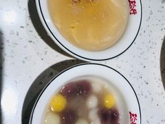 -三人行骨头王火锅(长寿店)