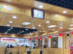 -屯老二农家铁锅炖·行业领军者(梅江店)