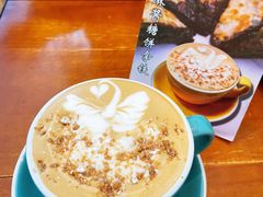 芝麻酱糖饼拿铁-COFFEE HOLIC(朝外SOHO店)