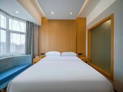 -维也纳3好酒店(深圳宝安海雅缤纷城店)