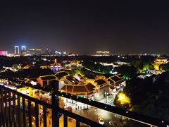 -顽啤熊·酒客酒馆(苏城夜景必选店)