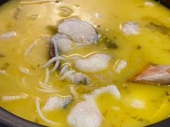 -九锅一堂酸菜鱼(新南凯德直营店)