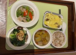 -乐茵敔山湾月子中心(独栋湖景店)