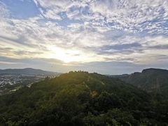 -灵岩山风景区