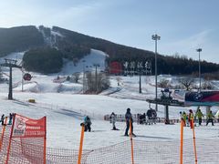 -中旅松花湖滑雪场