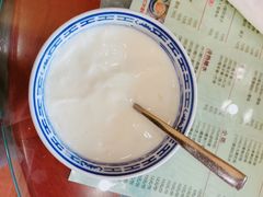 -赵记传承特色牛奶甜品(泉城广场店)