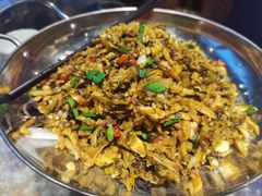 -逸兴楼·地道长沙菜(六沟垅店)