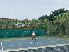 -成都高新创新角度网球俱乐部
