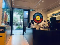 -Dogi&kiki Coffee(中心商务大厦店)
