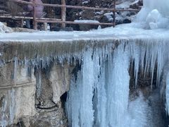 -大平台龙居瀑布旅游区