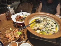 -湘力力小院·鱼汤泡饭(枫林路店)