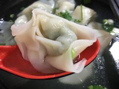 -老上海食惠裡小籠包生煎包