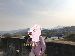 不用花钱的侧城墙走到顶-襄阳城墙