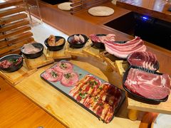 -拾勝牛·江景安格斯烧肉放题(江湾阳光天地店)