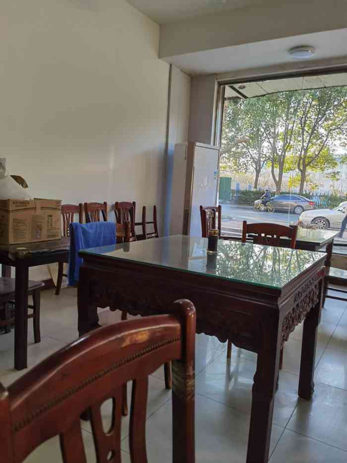 ***说话真冲,劝各位大仙少来受气 陆长兴(金益新村店) 0615/人 苏州