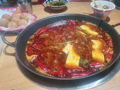 -三个四川人火锅(华联商厦店)