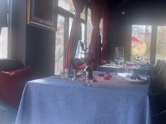 -弦月窗LUNETTE BY AMANDA(复兴路店)