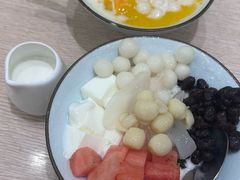 雪顶冰粉-佰搭果·广式茶餐厅(西华路店)
