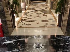 -万泊酒店(长沙五一广场国金中心店)