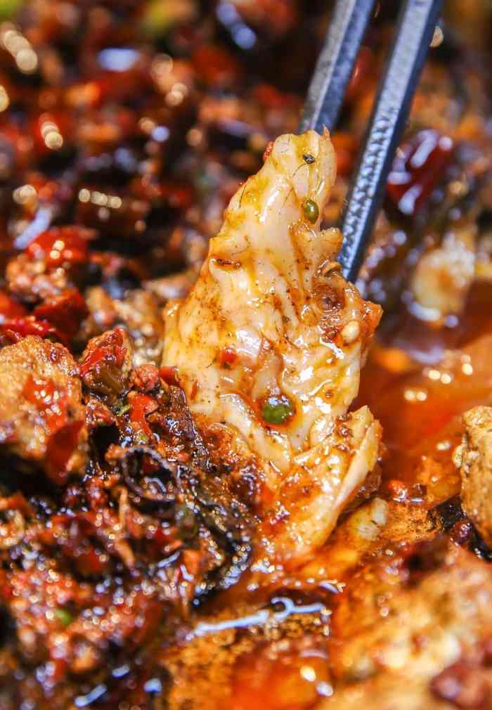 江湖烤鱼-"来西昌找朋友耍朋友带起去勒勒家烤鱼味道.