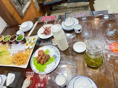 鲜榨杏仁露-乔家满族八大碗(流水沟店)