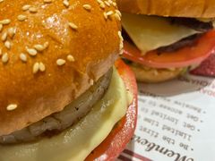 -The Habit Burger Grill 哈比特汉堡(爱琴海店)