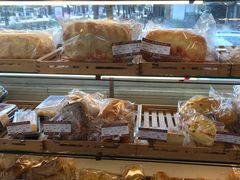 菠萝奶酥面包-长发西饼(道前店)