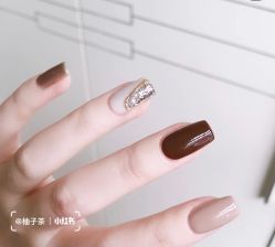 -悦指间美甲美睫