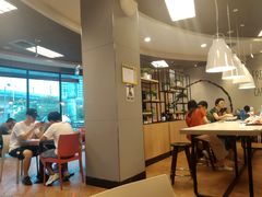 大堂-肯德基(汤逊湖店)