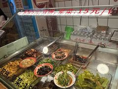 -矮子粉店1985·长沙米粉(湘春路店)