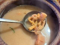 -霄汉牛三鲜湖北砂锅菜(万松园2店)