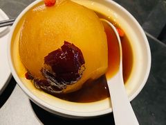 银耳雪梨汤-鸽子侯·家宴·平价海鲜(市图书馆店)