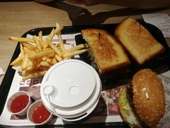 -The Habit Burger Grill 哈比特汉堡(复兴soho店)