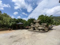 -山明水秀农庄