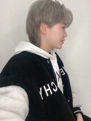 -IU潮牌·SALON