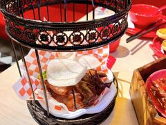 招牌脆皮乳鸽子-避风塘(宝山万达店)