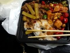-711便利店(第二儿童医院店)